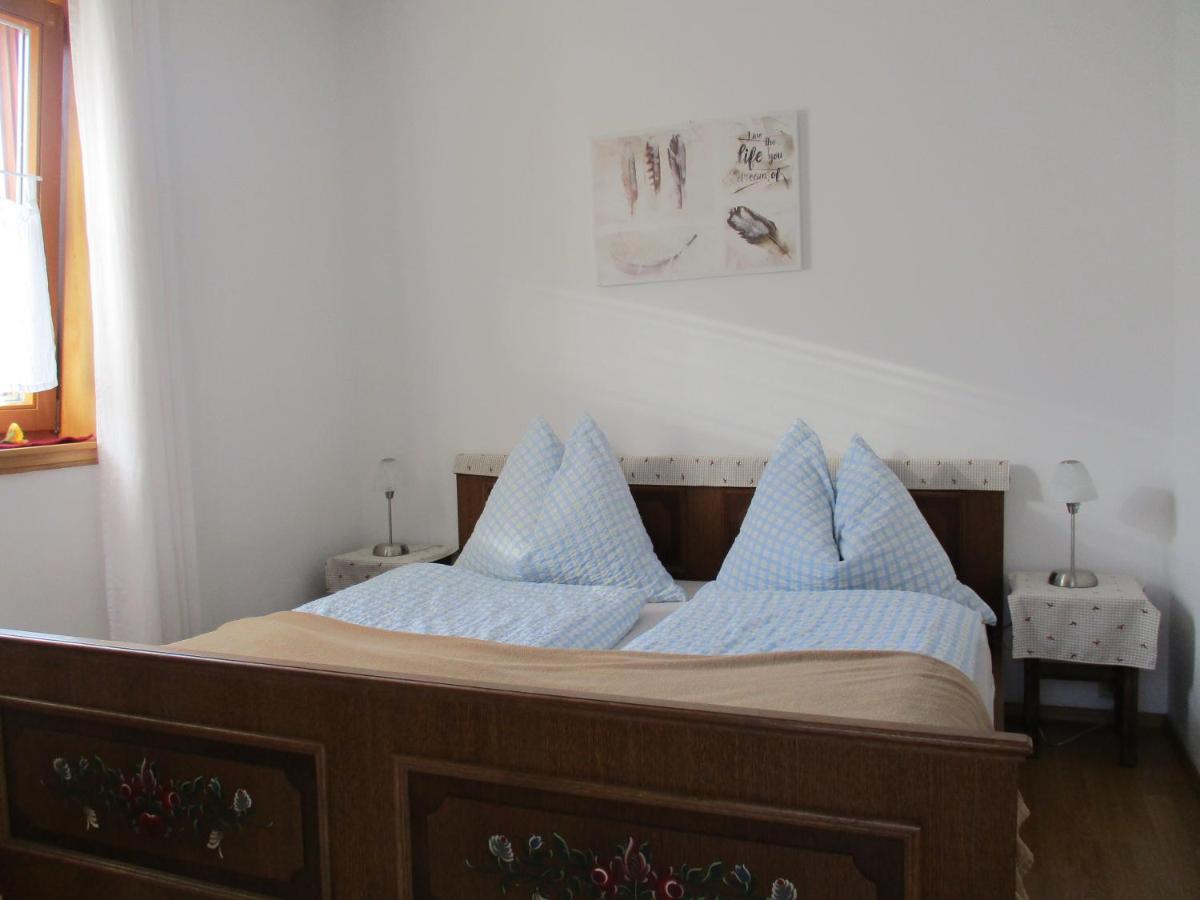 Haus Am Dorfplatz Appartement Uttendorf Buitenkant foto